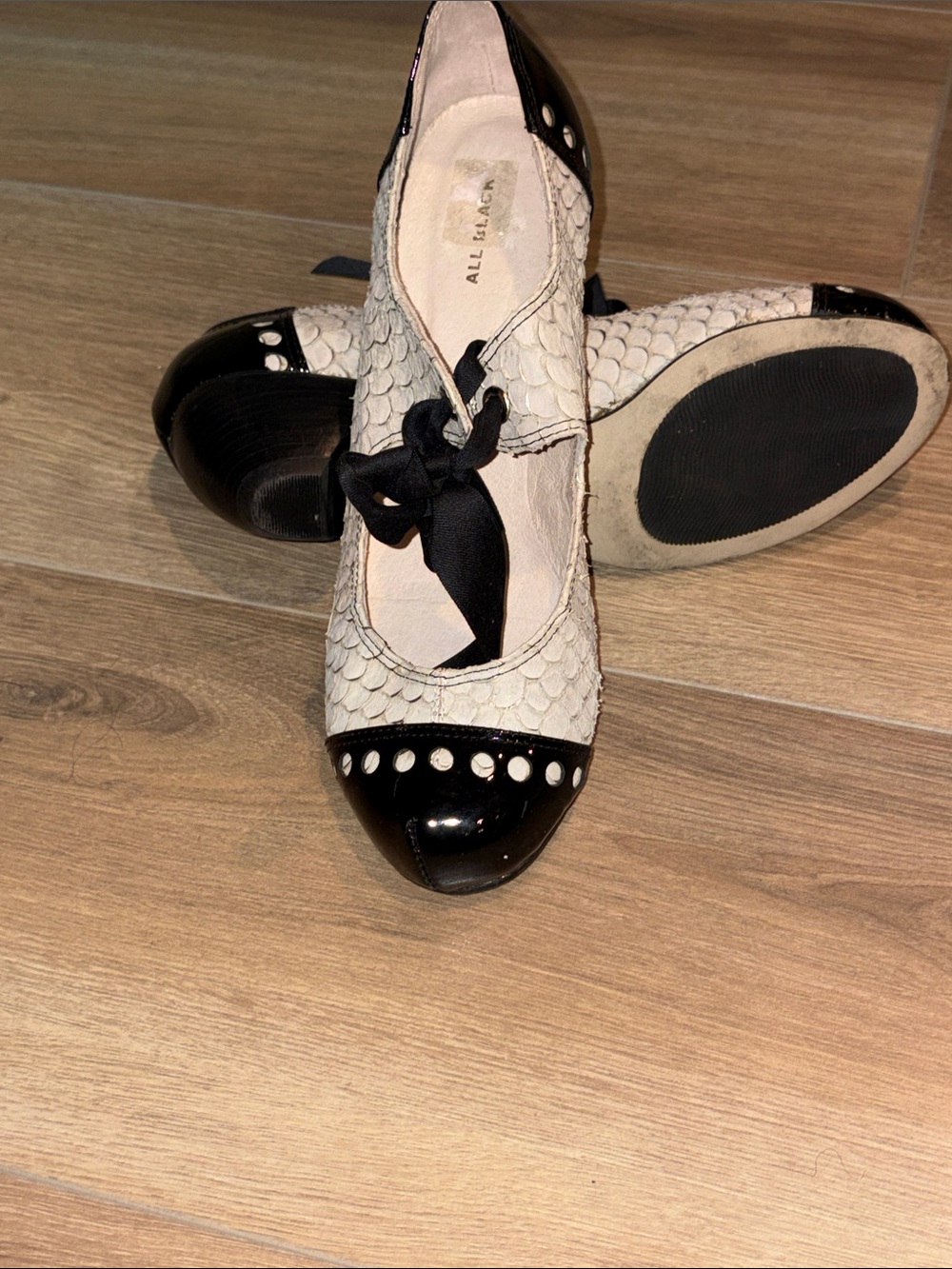 All Black,  Mary Jane shoes, Euro size 41. - Picture 7 of 7